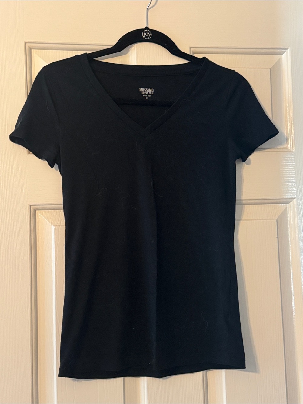 Mossimo Supply Co. Black Short-Sleeve V-Neck Tee